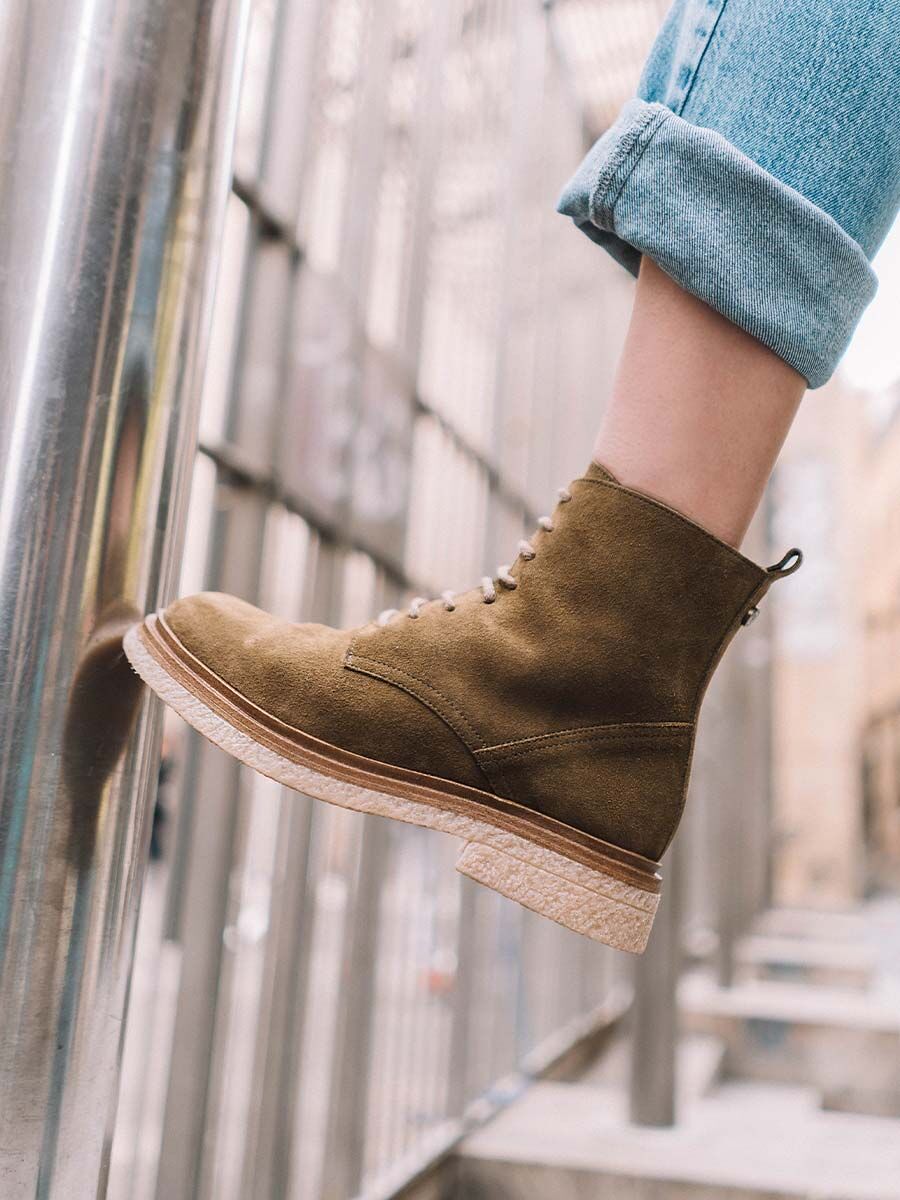 Ankle boot for women made of suede LOU SY color olive