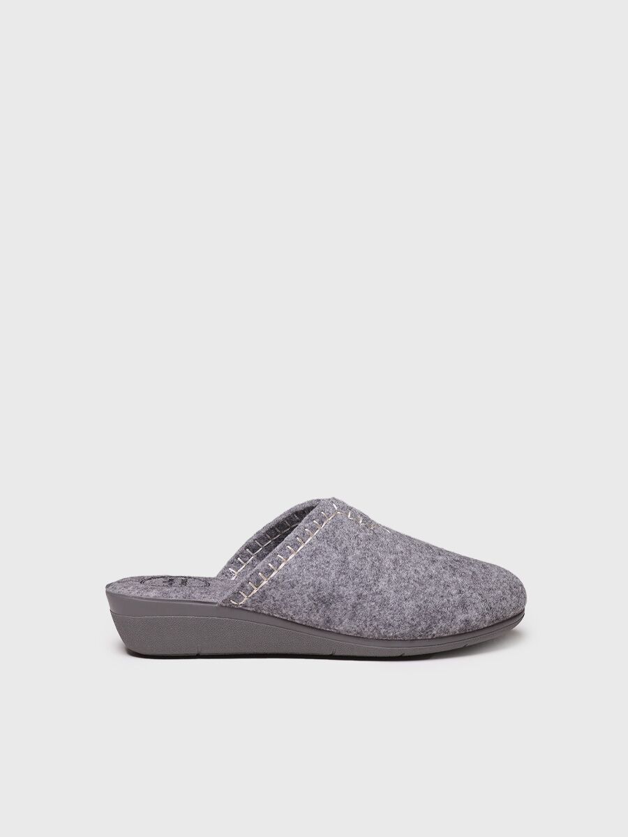 Women's clog-style slipper made from recycled felt in grey - CUNIT-FR