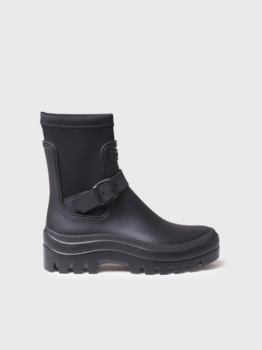 Women's rain boot with buckle in black - CANBY