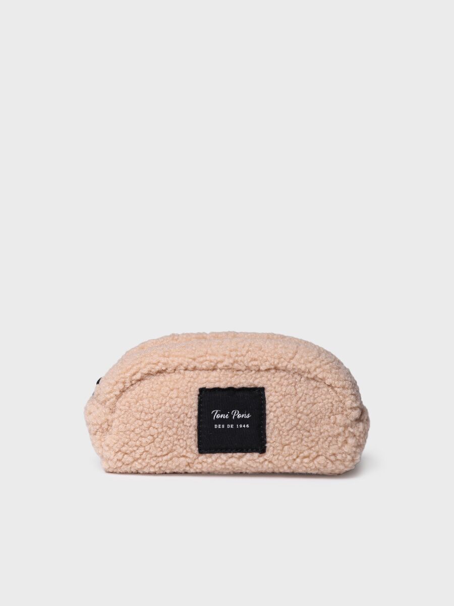 Toilet bag in natural colour in sherpa-like material | DUBBI