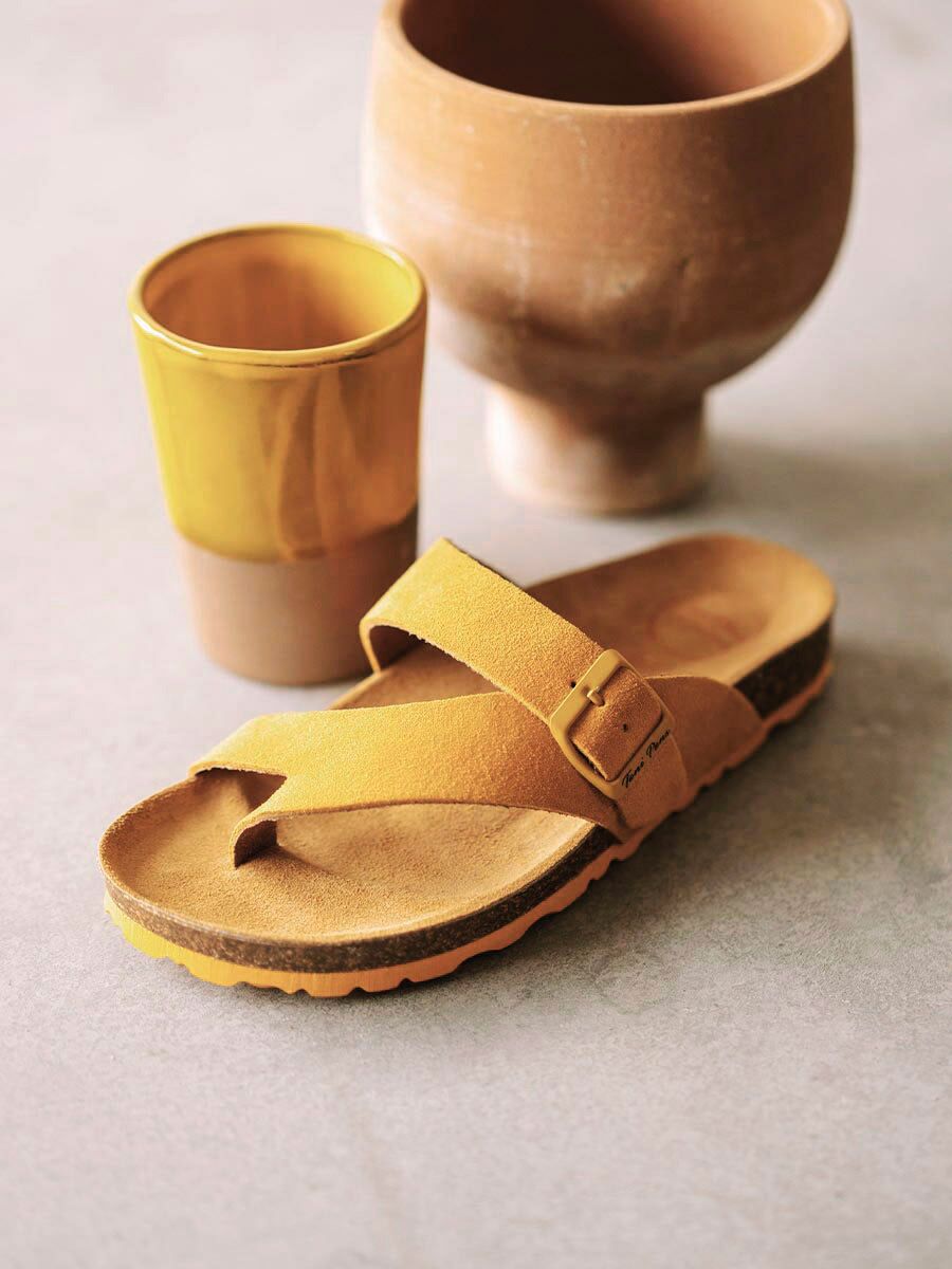 Women's sandal with buckle - GAIA-QT
