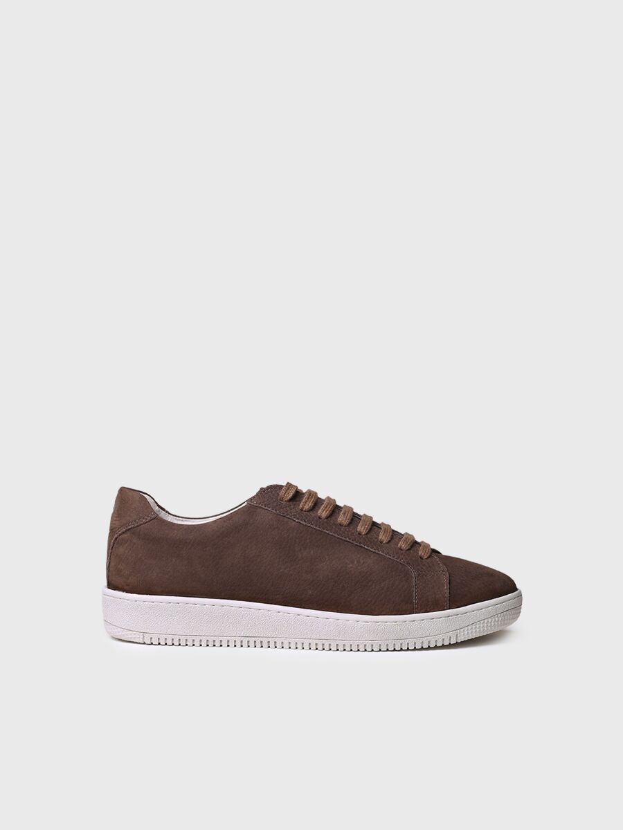 Men's nubuck leather trainer with laces in brown - DALMAU