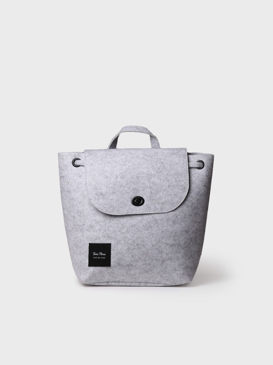 Felt backpack in grey | HARPER