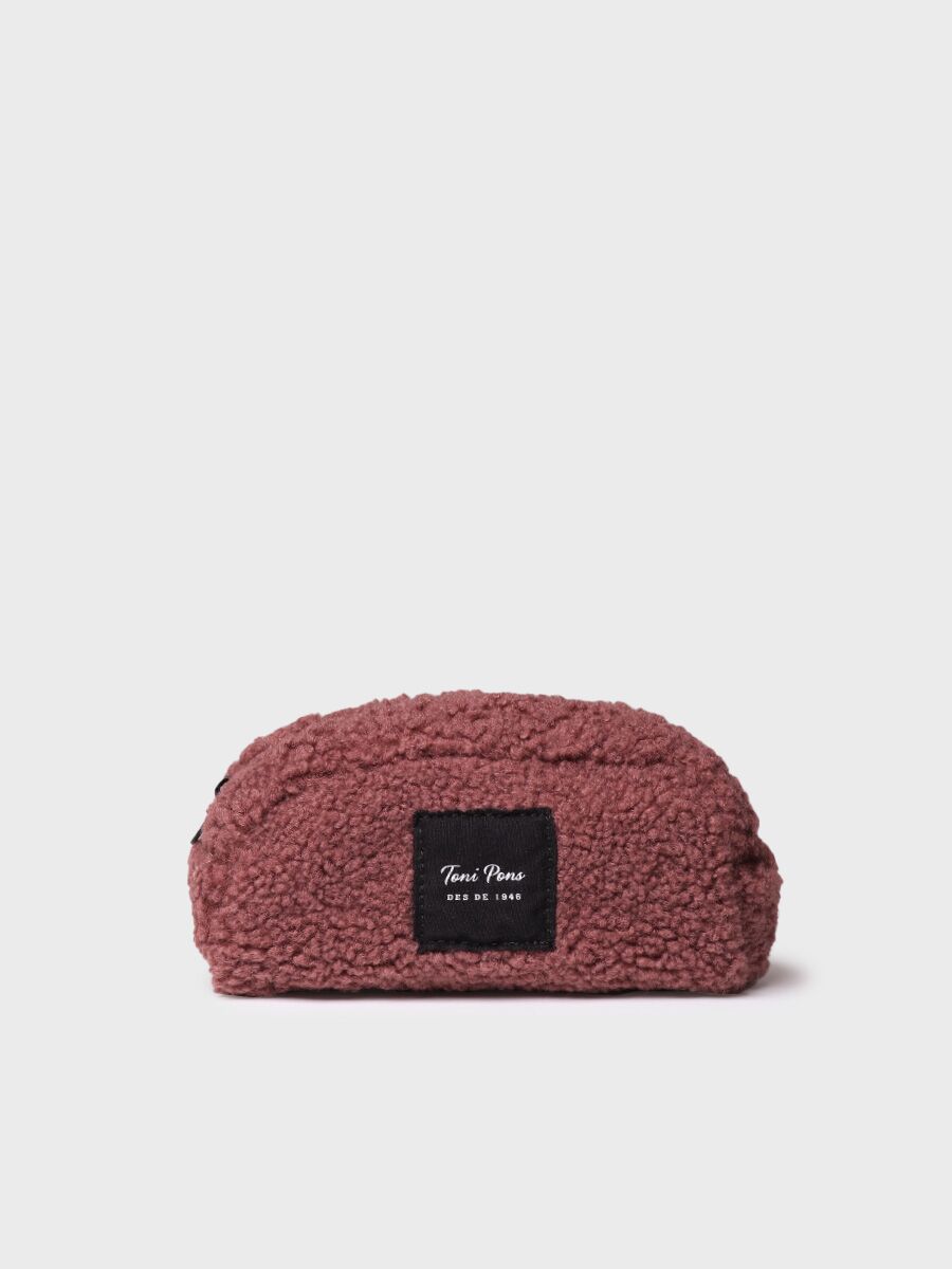 Toilet bag in nude in sherpa-like material | DUBBI